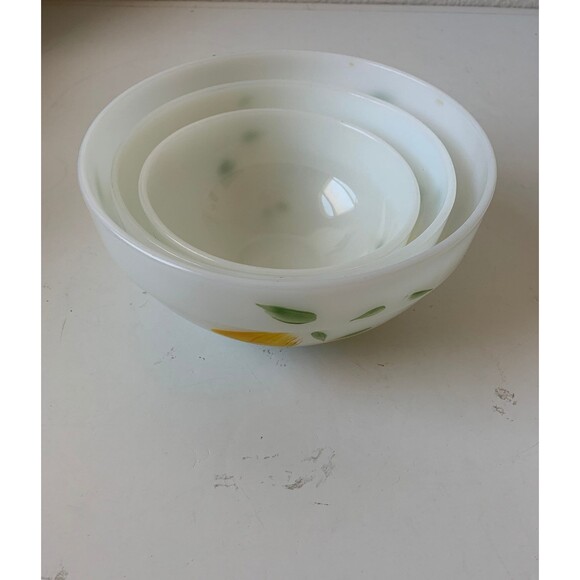 Fire King Milk Glass Mixing/Nesting Bowls Wide Rim Painted Fruit Gay Fad Studios - Picture 2 of 8